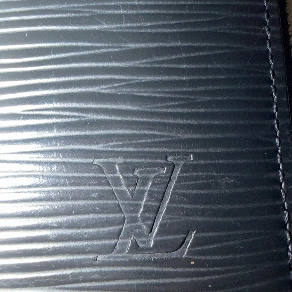 2006 Louis Vuitton Zippy Organizer in Noor Epi Leather